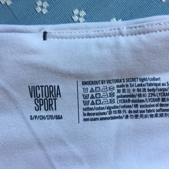 ✨✨Victoria's Secret Sport Knockout Leggings✨✨ - Picture 5 of 6